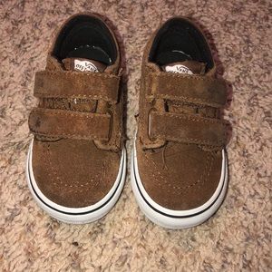 Boys brown suede vans size 4